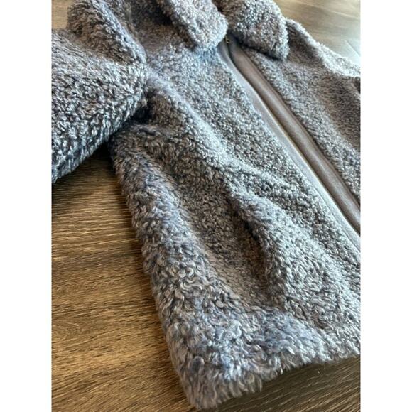 EUC Soia & Kyo Daniela Faux Shearling Teddy Jacket Slate Blue Sz Medium Zip Coat - Picture 16 of 16